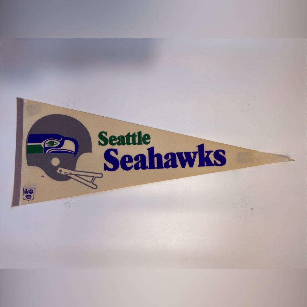Vintage 1970’s NFL Seattle Seahawks Felt Pennant Bar/Man Cave